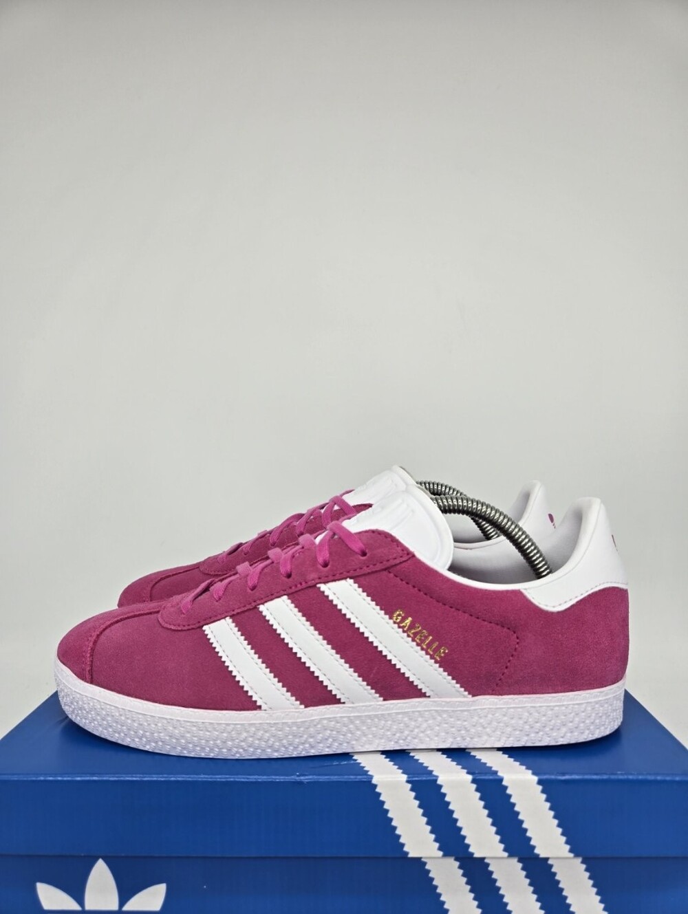 adidas Gazelle IF9801 Semi Lucid Fuchsia Cloud White Kids Shoes Size 6
